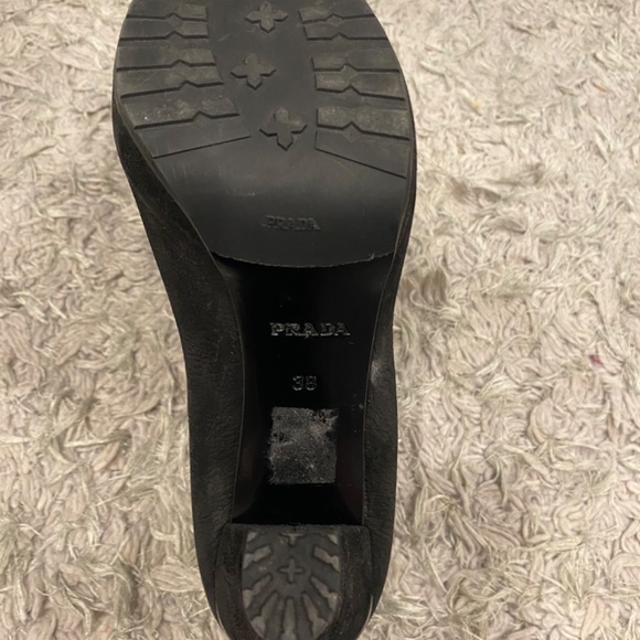 Prada shoes - Picture 3 of 4